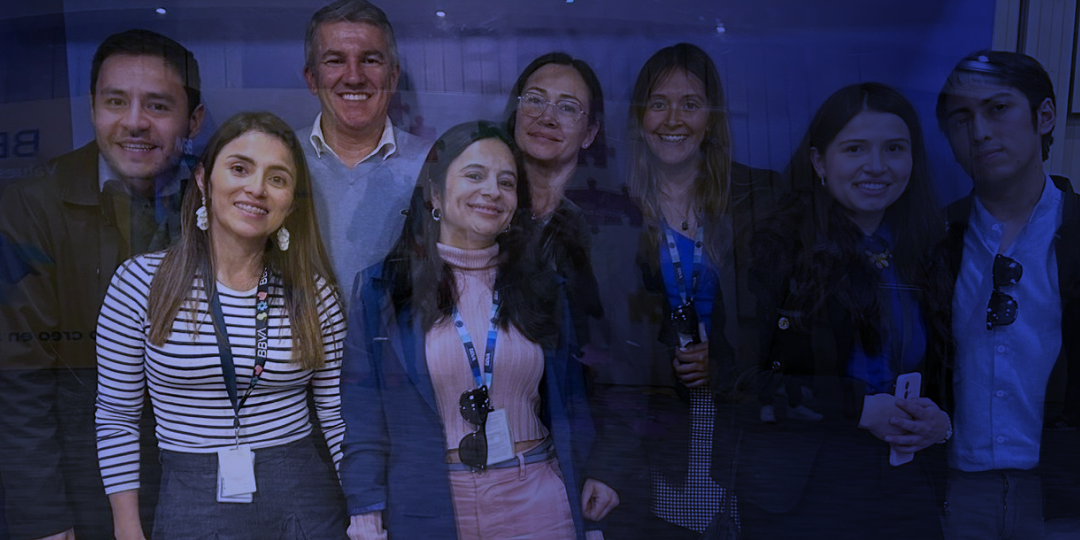 El algoritmo ejecuta, el líder orquesta. El nuevo mandato en la era de la IA.